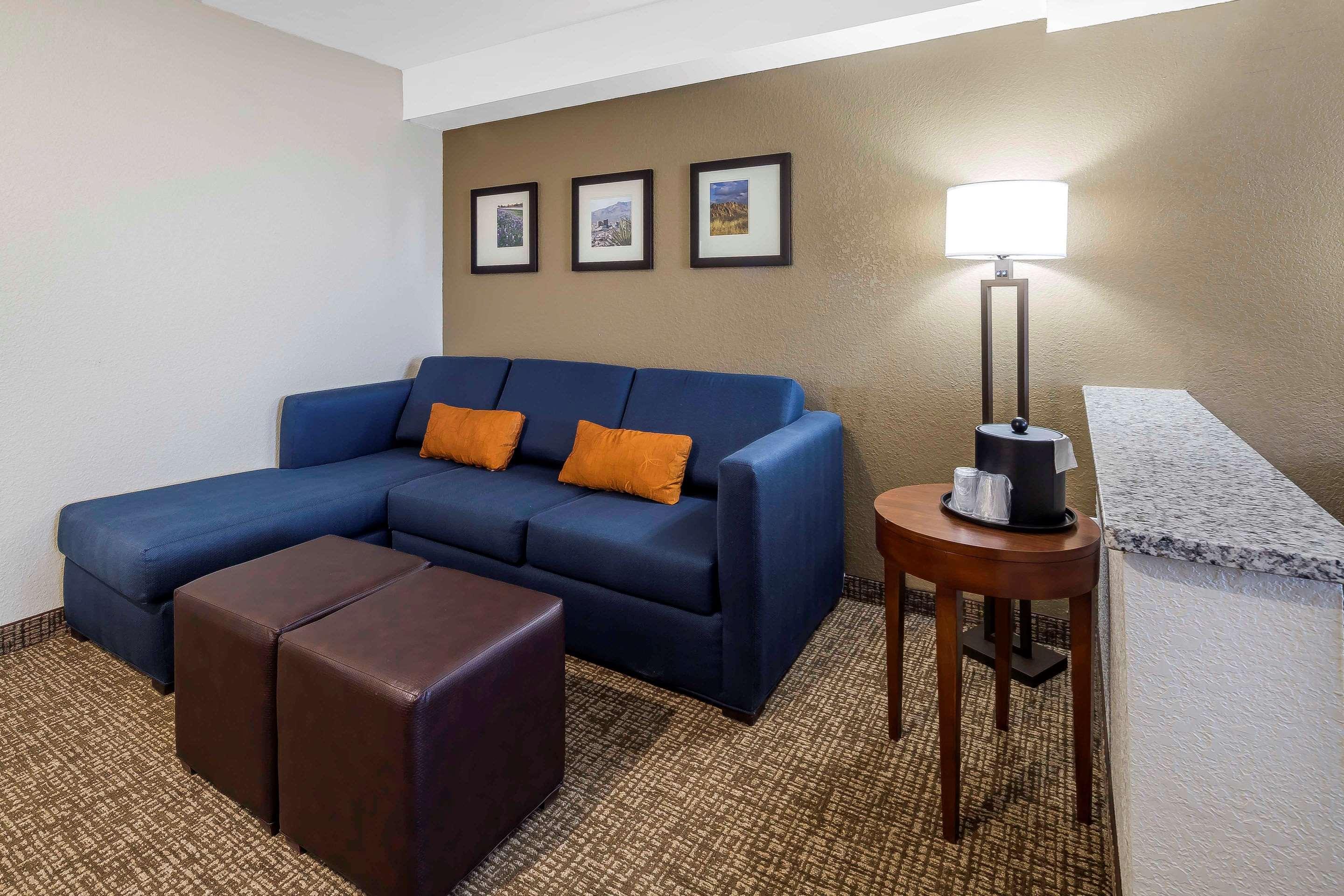 Comfort Suites El Paso Airport Exterior foto