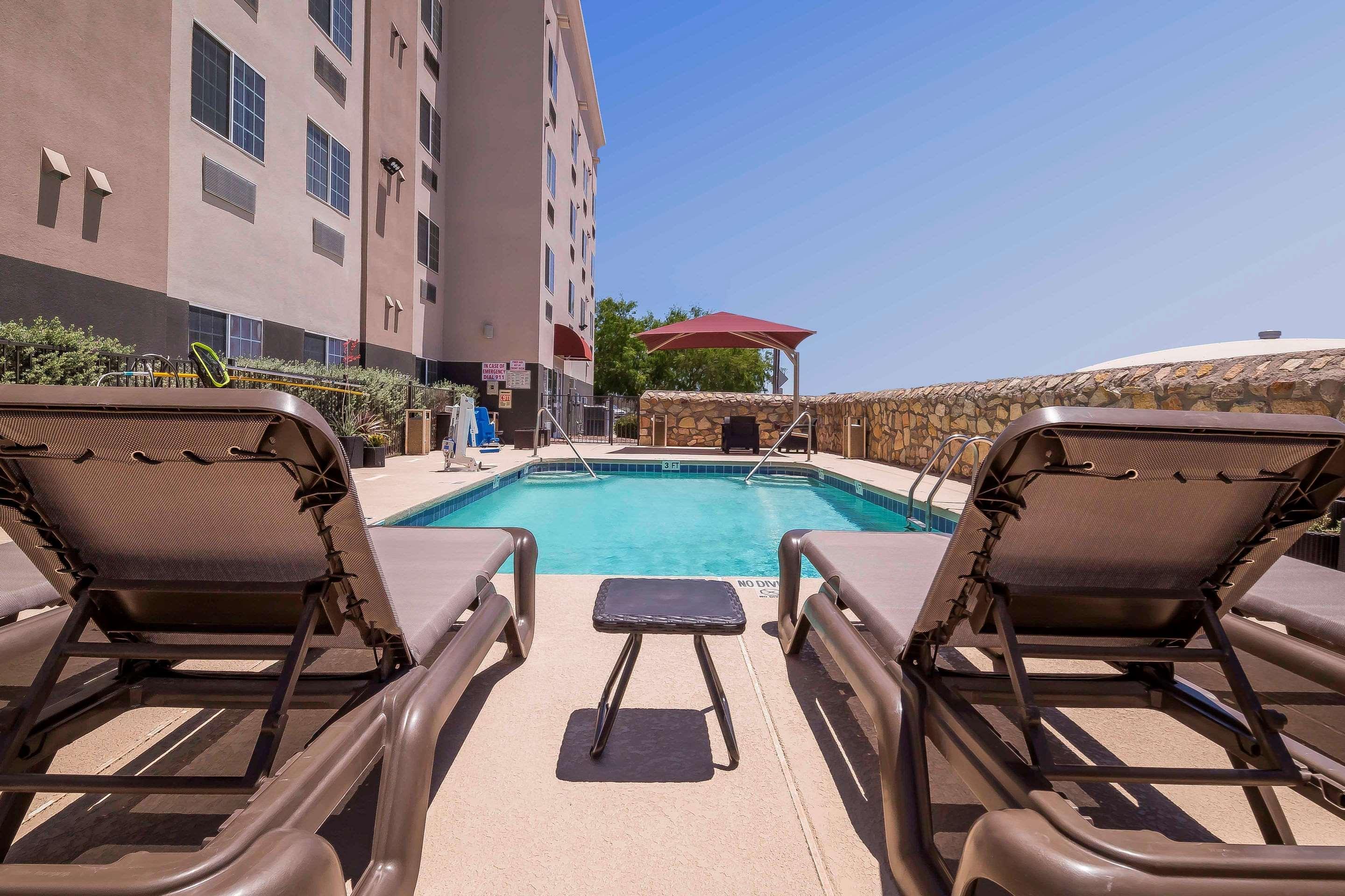 Comfort Suites El Paso Airport Exterior foto